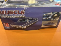 AMT 38279 1964 Mercury Marauder 1:25 Scale Model *MISSING THE BODY*