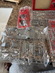 FUJIMI FERRARI DAYTONA 365 GTB4 FACTORY SEALED INSIDE KIT!! CIRCA 2006! VMCP!