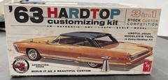 AMT 6423 1963 Lincoln Continental Hardtop Builder Annual Vintage KIT 1/25 McM