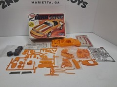 MPC 1/25 – WAR EAGLE FIREBIRD CAFE RACER – Model Kit – 1-0820 – New in Box 1982