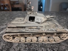 Built 1/35 Panzer IV Ausf. D, German WWII Tank w/ 3 Crew Members