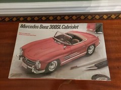 TESTORS ITALERI MERCEDES BENZ 300SL CABRIOLET 1:24 SCALE MODEL KIT- SEALED BOX