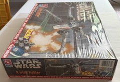 AMT/ERTL Star Wars X-Wing Fighter Model Kit 1:43 scale