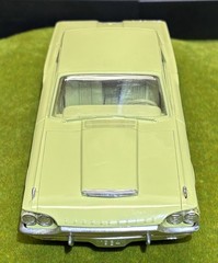 1964 Ford Thunderbird Dealer Promo 1:25 T-bird Florentine Green Hardtop Vintage