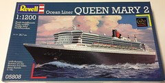 Revell Germany 1/1200 Cunard Queen Mary 2