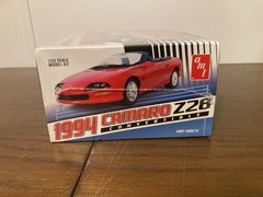 AMT 1/20 SCALE 1994 CHEVROLET CAMARO Z28 CONVERTIBLE FACTORY SEALED