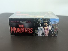 AMT MUNSTERS The Drag-U-La Kit with Surf Slab And Cardboard Display NIB