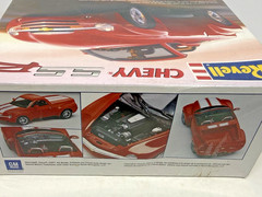 Revell 1/25-#85-7691 Chevy SSR Model kit-FAST FREE SHIPPING!
