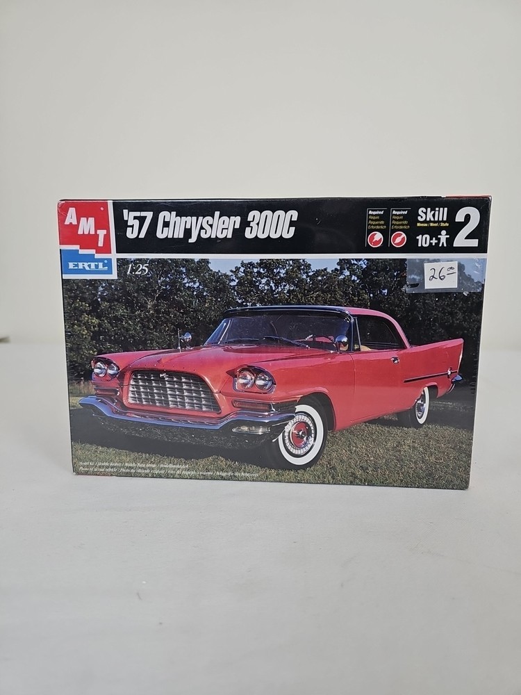 Vintage AMT Ertl ’57 Chrysler 300C Model Kit 1:25 Sealed 120+ Parts Car Hobby