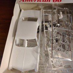 Hasewaga American 66 Pontiac Bonneville 1/24 Scale Model Kit – Open Box
