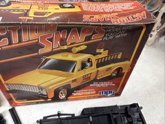 1/16 MPC Chevy Smoke Detector Fire Dept Truck Action Snap OPENED