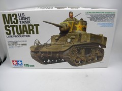 Tamiya 1/35 U.S. Light Tank M3 Stuart Late Production Plastic Model Kit 35360