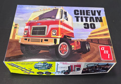 AMT 1:25 Chevy Titan 90 Cabover Semi Tractor Kit #1417 – 250+ Parts – New