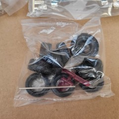 AMT Resto Rods 1969 Chevrolet Chevelle 2n’1 Open All Parts Sealed 1:25 Kit 38376