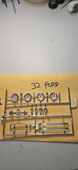 MODEL CAR 32 FORD CHROME PARTS TREE