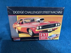 Monogram 1970 Dodge Challenger 1/24 Built Model + Box Partial Kit