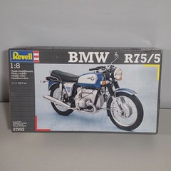 BMW R75/5 Revell Model 07902 Motorcycle Classic 1:8 Scale Open Box