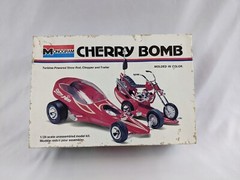 Monogram Cherry Bomb 1/24 Scale Turbine-Powered Show Rod, Chopper and Trailer