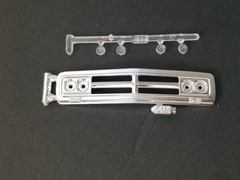 1972 GMC Jimmy GRILL & HEADLIGHTS from AMT 1:25 Model Kit 72 JIMBO GRILLE
