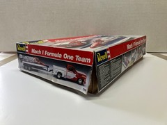 VINTAGE REVELL 1/25 SCALE MACH I FORMULA ONE TEAM JUNKYARD PARTS MODEL KIT