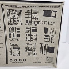 World War 2 II Jeep Model Kit US Army Plastic 1:25 Scale MPC
