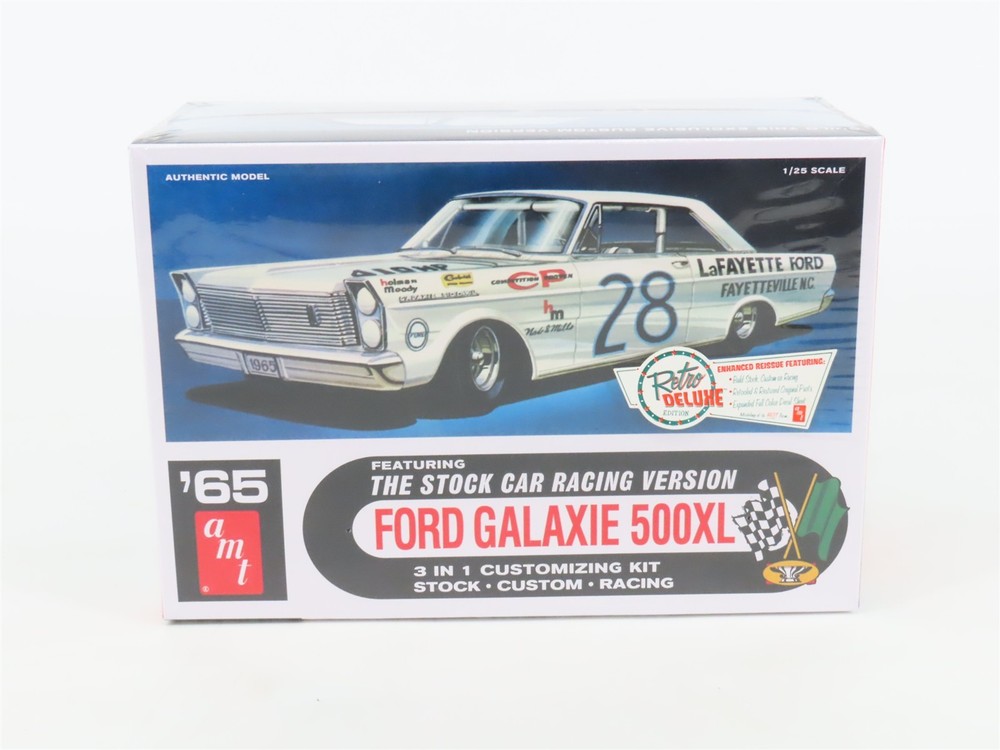 1/25 Scale AMT 3 in 1 Kit AMT723/12 ’65 Ford Galaxie 500XL – Sealed