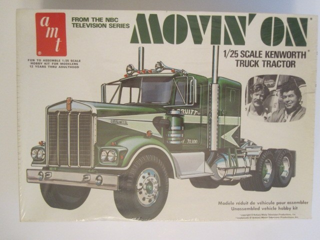 MOVIN ON KENWORTH AMT MODEL KIT NEW AND SEALED SINCE 1974 1/25 SCALE BRAND NEW
