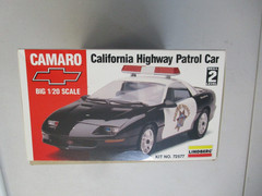 LINDBERG CAMARO Z28 CALIFORNIA HIGHWAY PATROL POLICE CAR 1/20 MODEL KIT 1994