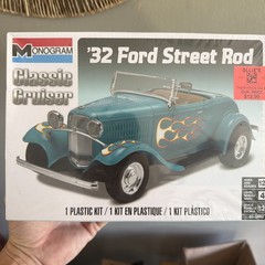 Monogram 1/24 1932💪🏼Ford Street💪🏼Rod Classic Cruiser⭐️Factory Sealed