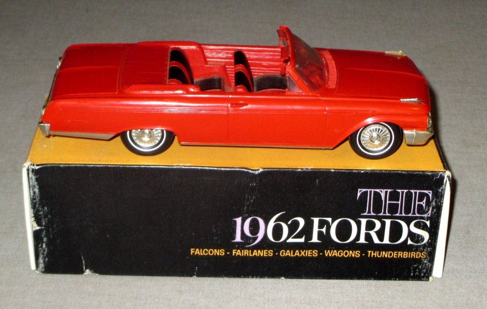 1962 FORD GALAXIE SUNLINER CONVERTIBLE DEALER FACTORY PROMO MODEL CAR-ORG BOX 8″