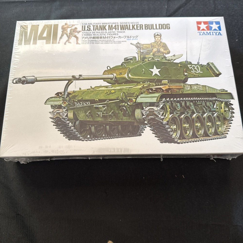 Tamiya M41 Walker Bulldog Model Kit