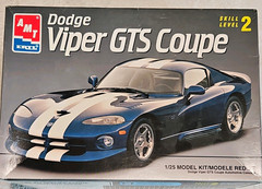AMT Ertl 1:25 Dodge Viper GTS Coupe Plastic Model Kit Unassembled 8055