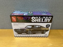 AMT Authentic 1967 Shelby GT- 350 Molded in Black Scale 1:25 Seal New