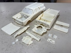 Vics Resins 1963 Valiant wagon 1/25 resin body