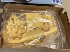 MPC ’75 Corvette Convertible Model – 1/25 Scale Kit# 6360 – Open!!