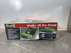 Revell 1:25 Scale Malibu SS Pro Street Vintage Boxed Model Kit