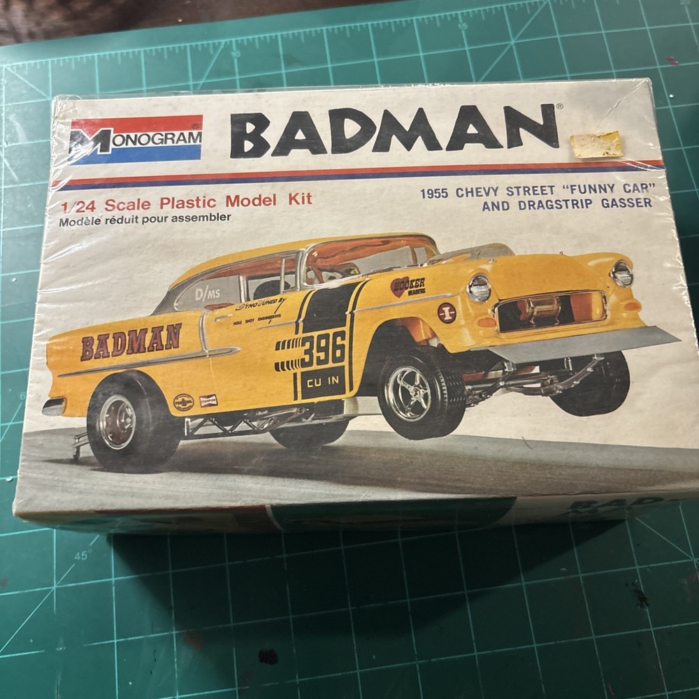 RARE Monogram Badman 1:24 Plastic Model Kit #6747 Factory Sealed 1973 Issue.