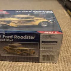 Monogram 1932 Ford Roadster Street Rod Car Model Kit 1:24 Scale New Sealed