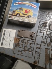 Revell Car Craft California Cruiser Custom ChevyVan 1:25 1976 open box Complete