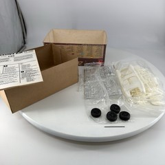 AMT Ertl 1/25 Scale 64′ Ford Shelby Cobra 289 Roadster Open Box, 2 Sealed Bags
