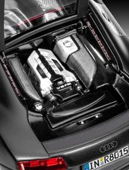 German Level 1/24 Audi R8 Matte Black 07057 Plastic Model
