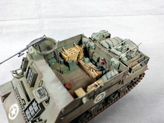 Built 1/35 M7 variant US Army Prime Mover with M1a1 155mm towed howitzer