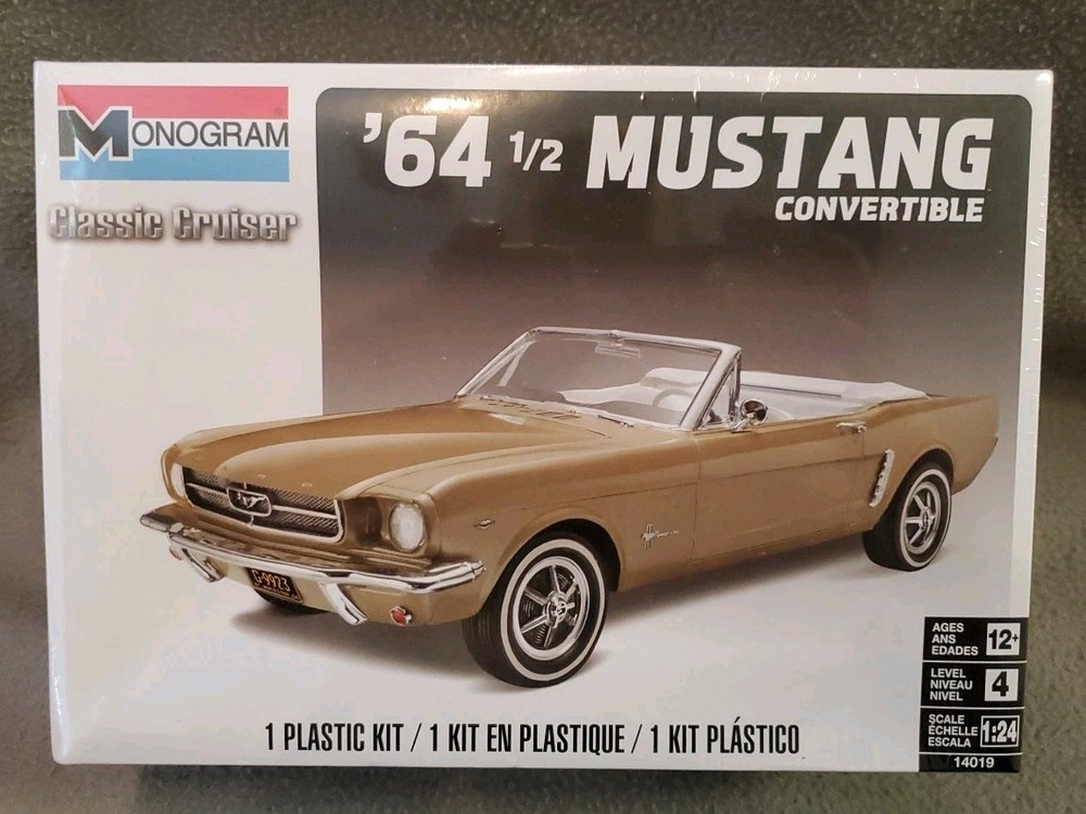 Revell Monogram Classic Cruiser ’64 1/2 Mustang Convertible 1:24 Model Kit 14019