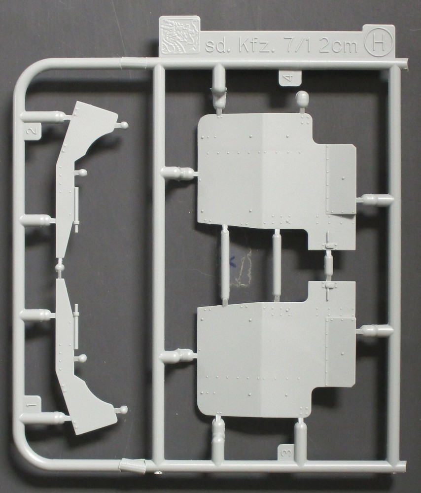 Dragon 1/35th Scale Flak Panther Ausf D – Parts Tree H from Kit No. 6899