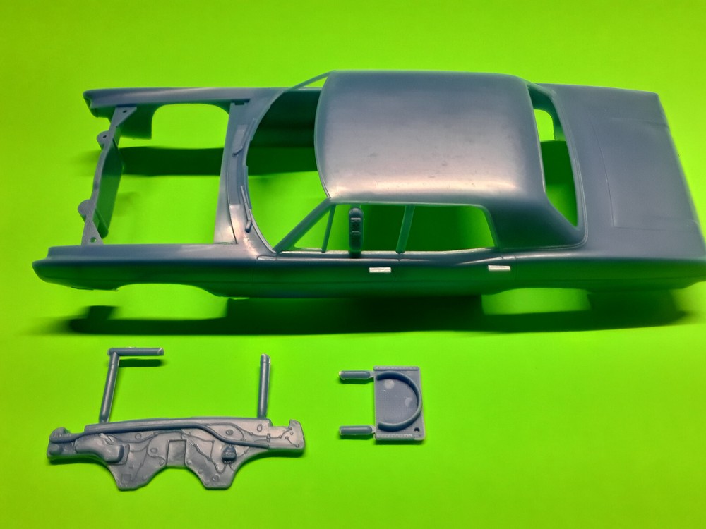 4 Door 70 1970 Ford Galaxie 500 AMT 1/25 Body Shell Police Car Model Parts