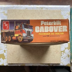 AMT Peterbilt Pacemaker Cabover 352 Tractor Model Kit 1/25 T502 *Open Box