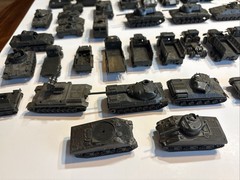 LOT Of 40 1/87 Roco Minitanks Austria 32 Tanks 8 Trucks DBGM HO SCALE