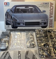 Tamiya 1/24 ACURA NSX Sports Car Series Plastic Model Kit
