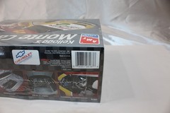 Model Kit AMT / ERTL Kellogg’s Monte Carlo Corn Flakes #5 Terry Labonte 1/25