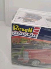 REVELL Monogram 85-7625 1932 Highboy Street Rod MODEL KIT 1:25 New